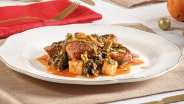 Χοιρινό πρασοσέλινο σε αρωματική σάλτσα εσπεριδοειδών