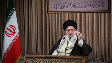 The Times: O Χαμενεΐ ετοιμάζει σχέδιο διαφυγής στη Μόσχα