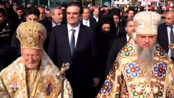 Σε πανηγυρικό κλίμα η Θεία Λειτουργία στο Φανάρι για τα Θεοφάνια, δείτε βίντεο