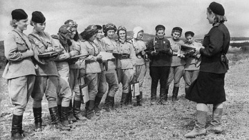 Ποιες ήταν οι «Νυχτερινές Μάγισσες», οι Σοβιετικές πιλότοι που έγιναν εφιάλτης των Γερμανών