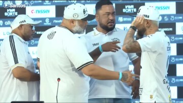 Ο «Γκαμπιγκόλ» επέστρεψε στη Σάντος και στην παρουσίαση του οι οργανωμένοι τον... καλωσόρισαν με απειλές, δείτε βίντεο