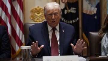 Ο Τραμπ διατάσσει αποχώρηση των ΗΠΑ από 66 διεθνείς φορείς, εκτός λίστας ο Διεθνής Ναυτιλιακός Οργανισμός