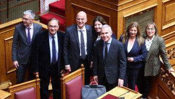 Βουλή: Ψηφίστηκε από 160 βουλευτές το νομοσχέδιο του υπουργείου Άμυνας για τις Ένοπλες Δυνάμεις