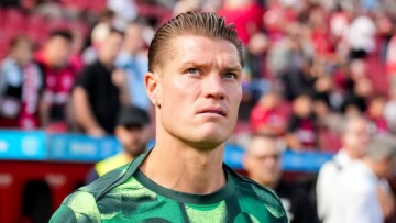 Με... ομοφοβικό παρελθόν ο παίκτης που επιτέθηκε στον Κούτσια: Είχε αρνηθεί να υπογράψει φανέλα με το σήμα των ΛΟΑΤΚΙ