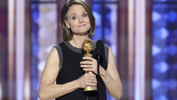 Τζόντι Φόστερ: «Ντρέπομαι που το λέω, αλλά δεν μπορούσα να σταματήσω να κλαίω σε αυτή την ταινία»
