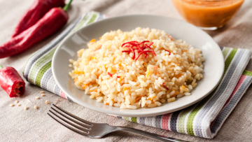 Πώς να μαγειρέψουμε ρύζι σωστά και να γίνει σπυρωτό
