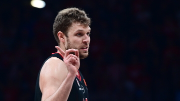 Ολυμπιακός: MVP της 21ης αγωνιστικής της Euroleague ο Βεζένκοφ, βίντεο 