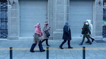 Ψυχρές αέριες μάζες φέρνουν βαρυχειμωνιά από την Κυριακή σε όλη τη χώρα: Δείτε χάρτες, σε ποιες περιοχές θα πέσει ραγδαία η θερμοκρασία
