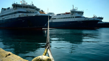 Πανελλαδική απεργία σε όλες τις κατηγορίες των πλοίων την Πρωτομαγιά - Αλλαγές στα ακτοπλοϊκά δρομολόγια
