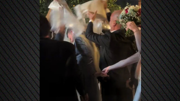 Γάμος… πνιγμένος στο ρύζι: Το viral βίντεο στο TikTok με τον γαμπρό θαμμένο μέχρι τους αστραγάλους