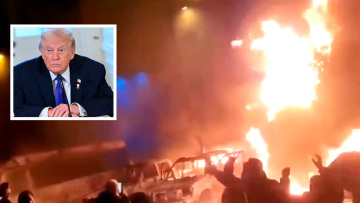 Ο Τραμπ ζυγίζει ένα χτύπημα στο Ιράν: Οι στρατιωτικοί δεν είναι έτοιμοι, φοβούνται αντίποινα - Ξένοι τρομοκράτες σκοτώνουν πολίτες και καίνε τζαμιά, λέει ο Πεζεσκιάν