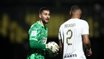 Ο Άρης έκοψε τη φόρα της ΑΕΚ (1-1) και την γκρέμισε από την κορυφή, δείτε τα γκολ