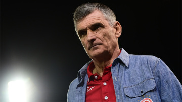 Χοσέ Λουίς Μεντιλίμπαρ: Συμπληρώνει 100 αγώνες στον πάγκο του Ολυμπιακού, οι σημαντικότεροι σταθμοί του στο λιμάνι