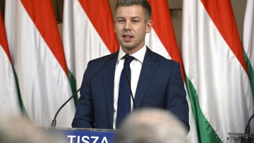 Στο 51% το ποσοστό του Μάγιαρ ενόψει των εκλογών στην Ουγγαρία, υποχωρεί και άλλο το κόμμα του Όρμπαν
