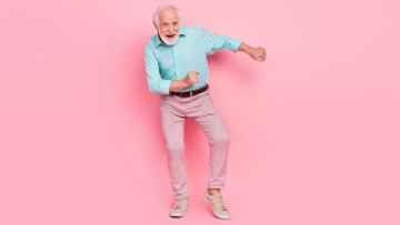 Οι υπεραιωνόβιοι που ξεπερνούν τα 110 χωρίς να αρρωσταίνουν – Έχουν «σούπερ» ανοσοποιητικό που νικά τη γήρανση
