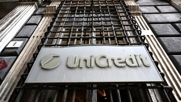 UniCredit: Διαψεύδει τα περί απόκτησης συμμετοχής στη Monte dei Paschi