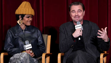 Σε ποιον μιλούσε ο Leonardo Di Caprio στο viral video από τις Χρυσές Σφαίρες;