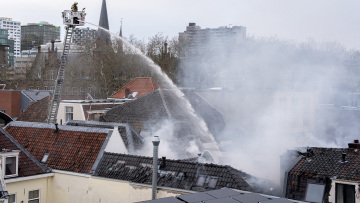 Τέσσερις τραυματίες έπειτα από ισχυρές εκρήξεις στο κέντρο της Ουτρέχτης, δείτε βίντεο
