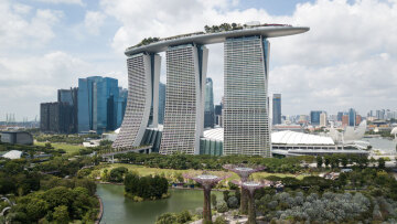 Το θαύμα της μηχανικής: Πώς στηρίζονται οι 7.000 τόνοι του πιο διάσημου rooftop του κόσμου