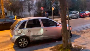 Στο αυτόφωρο η 24χρονη που χτύπησε 15 σταθμευμένα ΙΧ στη Θεσσαλονίκη: «Το αυτοκίνητό μου παρουσίασε βλάβη», υποστήριξε
