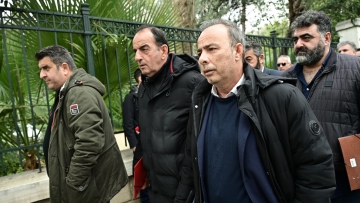 Στο Μέγαρο Μαξίμου οι αγρότες για το ραντεβού με τον Μητσοτάκη, δείτε φωτογραφίες