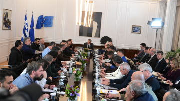 Κόντρα για την ευλογιά των αιγοπροβάτων στην σύσκεψη στο Μαξίμου μεταξύ κτηνοτρόφου και του πρύτανη του Πανεπιστημίου Θεσσαλίας