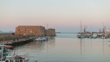 Γιατί θα αυξηθεί η προσφορά εργασίας στον τουρισμό τα επόμενα χρόνια στην Κρήτη