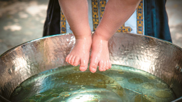 Aρειος Πάγος: Οι δικαστές «βάφτισαν» το παιδί λόγω διαφωνίας των γονιών του, όρισαν και την εκκλησία!