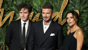 Ξέσπασε ο Μπρούκλιν Μπέκαμ: Οι γονείς μου προσπαθούν να διαλύσουν τη σχέση μου, η μητέρα μου χόρεψε «ανάρμοστα πάνω μου» στη δεξίωση του γάμου μου