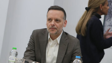 Ευθεία επίθεση Δούκα στον Ανδρουλάκη: Η στρατηγική μας απέτυχε, να αλλάξουμε πολιτική, είπε στην Πολιτική Γραμματεία Συνεδρίου