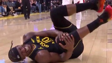 Ρήξη χιαστού ο Τζίμι Μπάτλερ: Τραυματίστηκε στο ματς των Γουόριορς με τους Χιτ