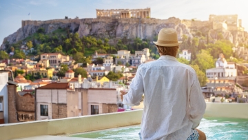 Τουρισμός: Έσπασαν το φράγμα των 23 δισ. ευρώ για πρώτη φορά οι εισπράξεις στο 11μηνο