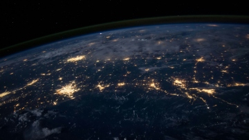 «Η Γη θα χάσει τη βαρύτητά της τον Αύγουστο για δευτερόλεπτα»: Η NASA διαψεύδει τη θεωρία που έγινε viral και εξηγεί τι πργματικά θα συμβεί