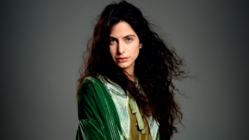 Φωτεινή Πελούζο: Η καταγωγή από τη Θήβα, η πιο δύσκολη ελληνική λέξη και η αγαπημένη της σκηνή στη «Μεγάλη Χίμαιρα»