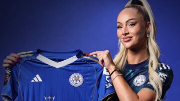 Νέος σταθμός στην καριέρα της Αλίσα Λέμαν: Υπέγραψε με την Λέστερ μέχρι το 2028