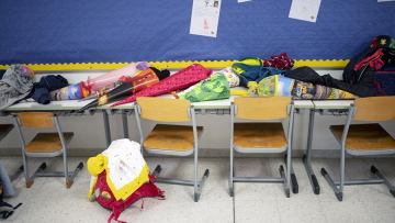 Λιγότερες καλοκαιρινές διακοπές και υποχρεωτικά μαθήματα για τα παιδιά στην Αυστρία με ελλείψεις στα γερμανικά
