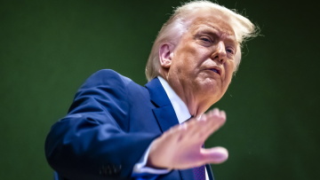 Τραμπ: Συζητάμε για  πλήρη πρόσβαση των ΗΠΑ στη Γροιλανδία χωρίς χρονικούς περιορισμούς