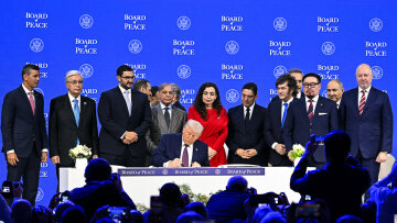 Ο Τραμπ παρουσίασε το Συμβούλιο Ειρήνης, 19 χώρες υπέγραψαν την ένταξή τους - Μόνο Ουγγαρία και Βουλγαρία από την ΕΕ