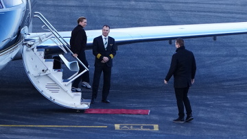 Στο Νούουκ της Γροιλανδίας η πρωθυπουργός της Δανίας μετά την υπαναχώρηση Τραμπ