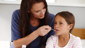 Η αντίσταση στα αντιβιοτικά «ακυρώνει» έναν αιώνα ιατρικής προόδου – 4 εξελίξεις που δίνουν λύση
