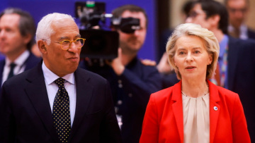 Politico για Σύνοδο στις Βρυξέλλες: Η ΕΕ σε μια νέα πραγματικότητα, «πρέπει να εργαστούμε ανεξάρτητοι» είπε η Φον ντερ Λάιεν