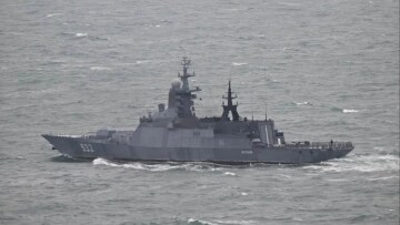 Συναγερμός για ρωσικά πλοία που εντοπίστηκαν στη Μάγχη: Κινητοποιήθηκαν βρετανικά πλωτά και εναέρια μέσα