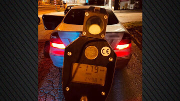 Συνελήφθησαν 24χρονος και 22χρονος που έτρεχαν με 179 χλμ/ώρα στον Εύοσμο