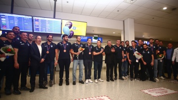 Εθνική πόλο: Επέστρεψαν με το χάλκινο μετάλλιο στο στήθος οι διεθνείς
