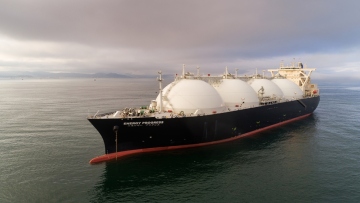 Η Ευρώπη στις συμπληγάδες του LNG: «Αντικαταστήσαμε μία τεράστια εξάρτηση με μία άλλη»