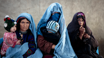Ζωές σε αναστολή: Πώς είναι να είσαι γυναίκα στο Αφγανιστάν;
