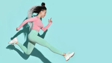 Τρέξιμο, βάρη ή γιόγκα; Η ποικιλία στο fitness «κλειδί» μακροζωίας, σύμφωνα με τους ειδικούς
