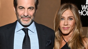 Τζιμ Κέρτις: Η ερώτηση για την Άνιστον που τον έκανε να κοκκινίσει στον αέρα (βίντεο)