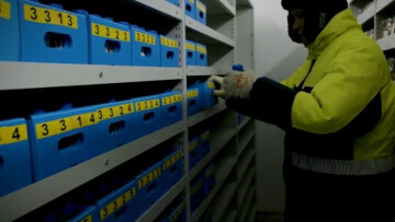 Τι περιέχει το «κουτί της αποκάλυψης» που σχεδιάστηκε για ανάκαμψη μετά από παγκόσμια καταστροφή (vid)