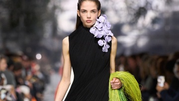 Τα ωραιότερα look από την Εβδομάδα Υψηλής Ραπτικής S/S2026
